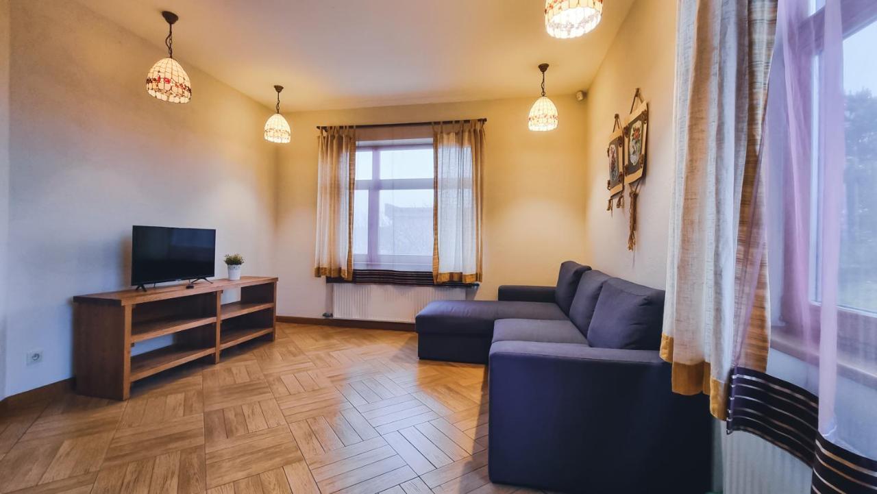 Готель Kapteinu Osta